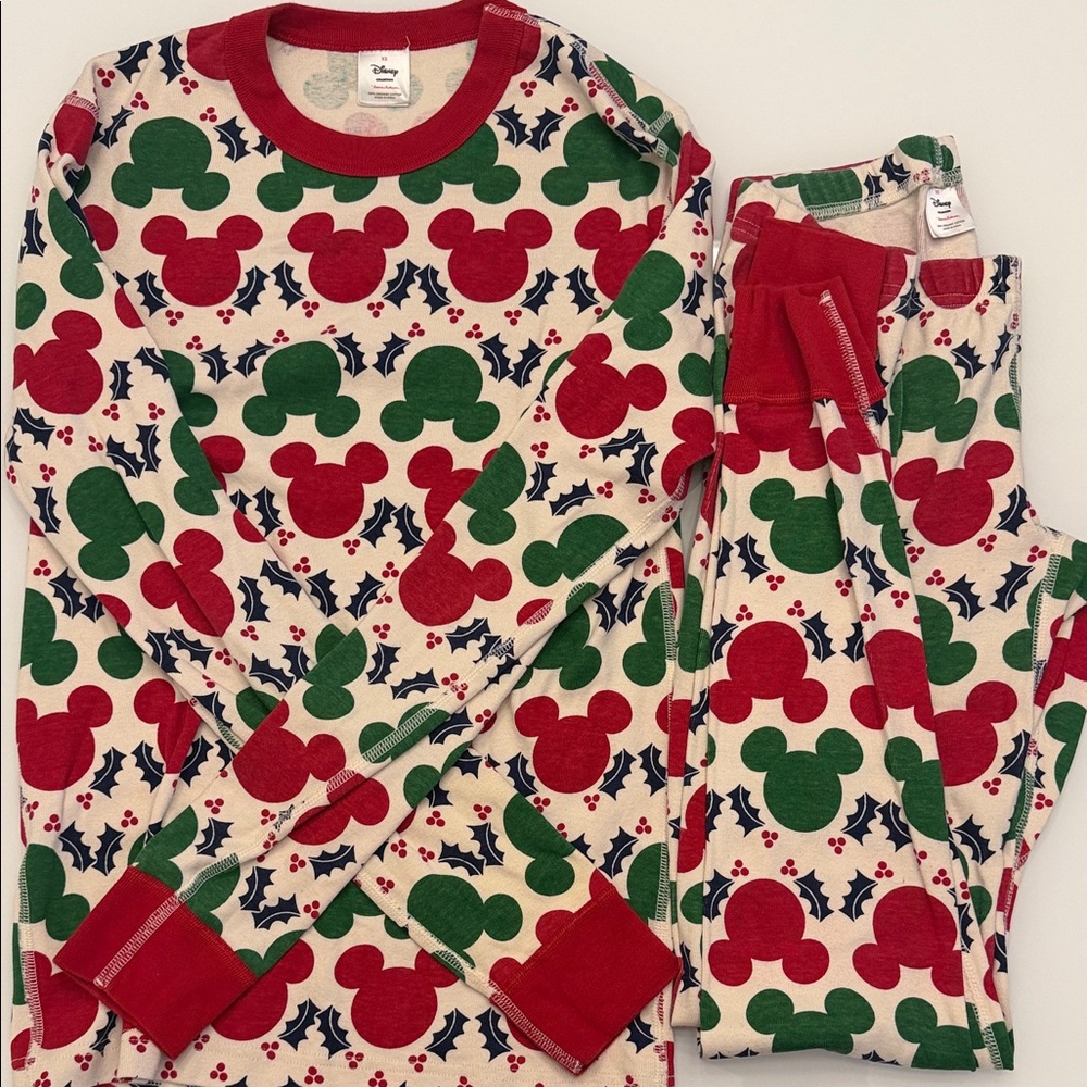 Hanna Andersson x Disney Collection Pajama Set - Red and Green Mickey - Adult XS